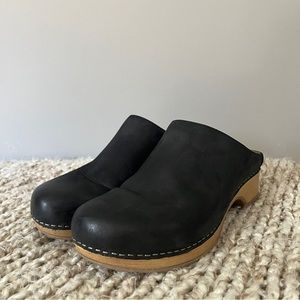 Dansko Brenda Clogs - Black Burnished Suede - Size 37